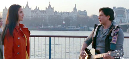 Do you want to buy Shahrukh Khan’s Jab Tak Hai Jaan guitar?